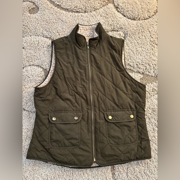 Love Tree Jackets & Blazers - Quilted Olive Green Reversible Vest